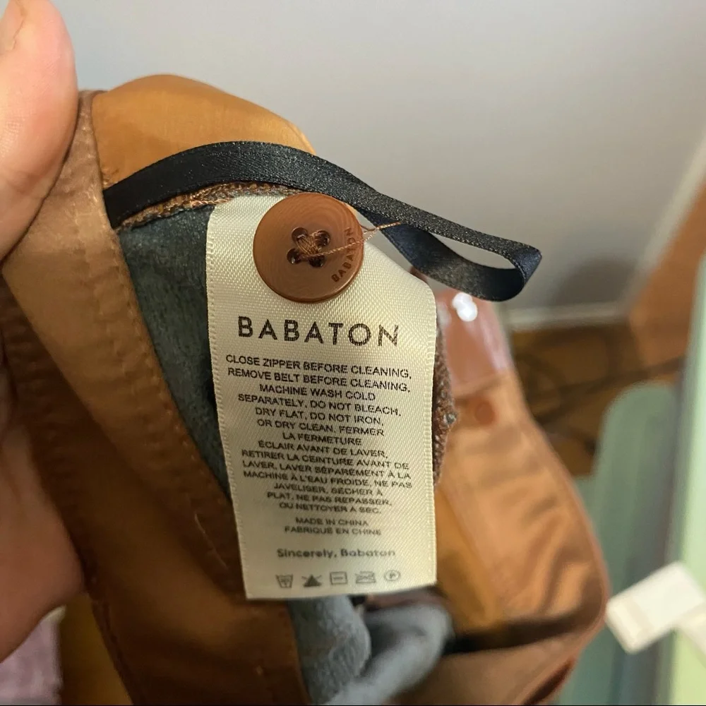 Babaton Women's Brown Belted Faux Leather Dress Pants Size 2 - Picture 9 of 10